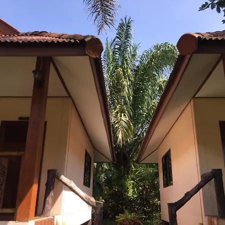 Khao Sok Nung House Hotel Khao Sok National Park Exterior photo