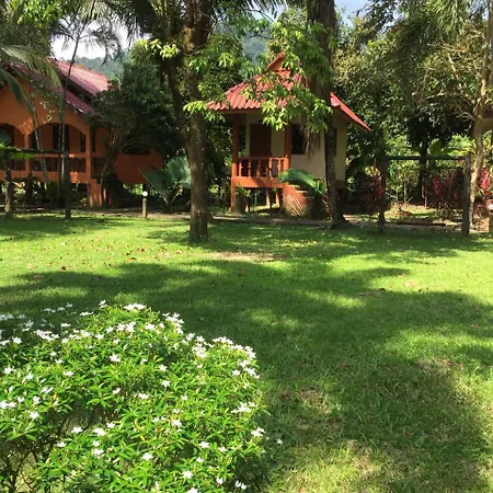 Khao Sok Nung House Hotel Khao Sok National Park Exterior photo