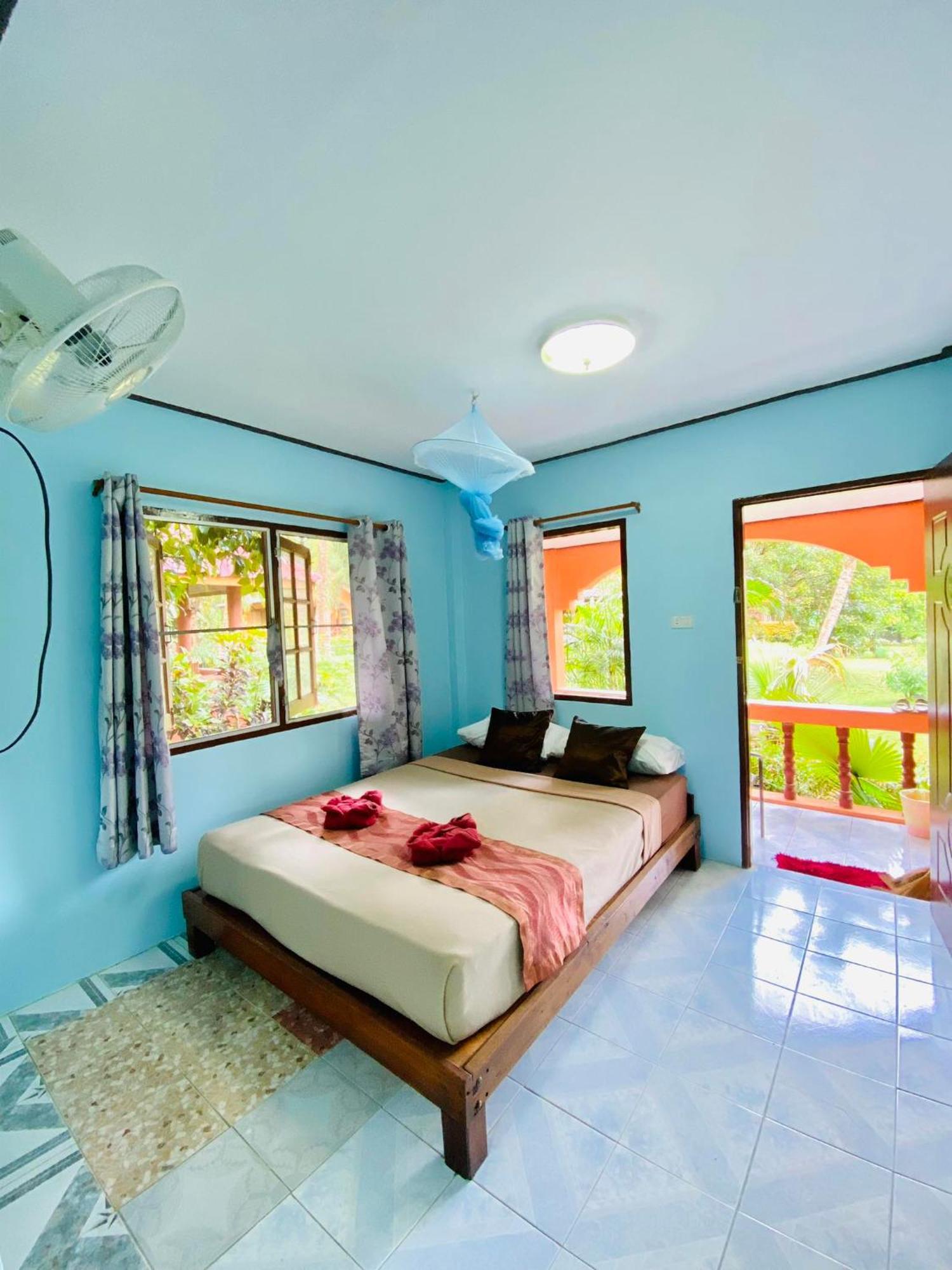 Khao Sok Nung House Station touristique *