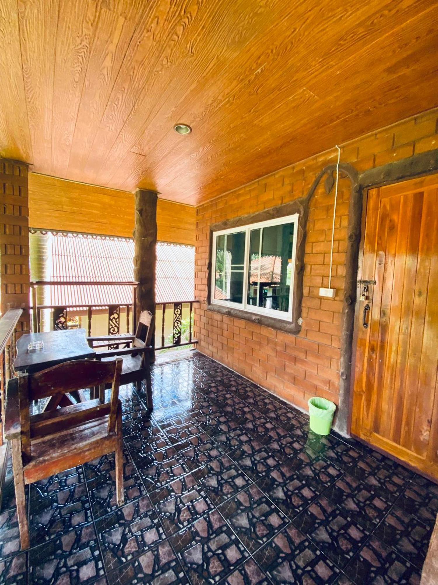 Station touristique Khao Sok Nung House