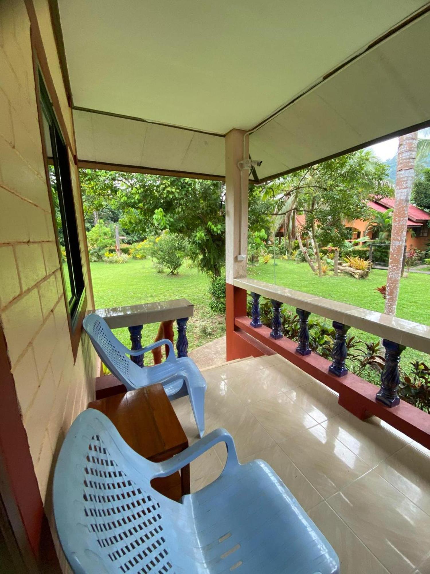 Khao Sok Nung House Station touristique